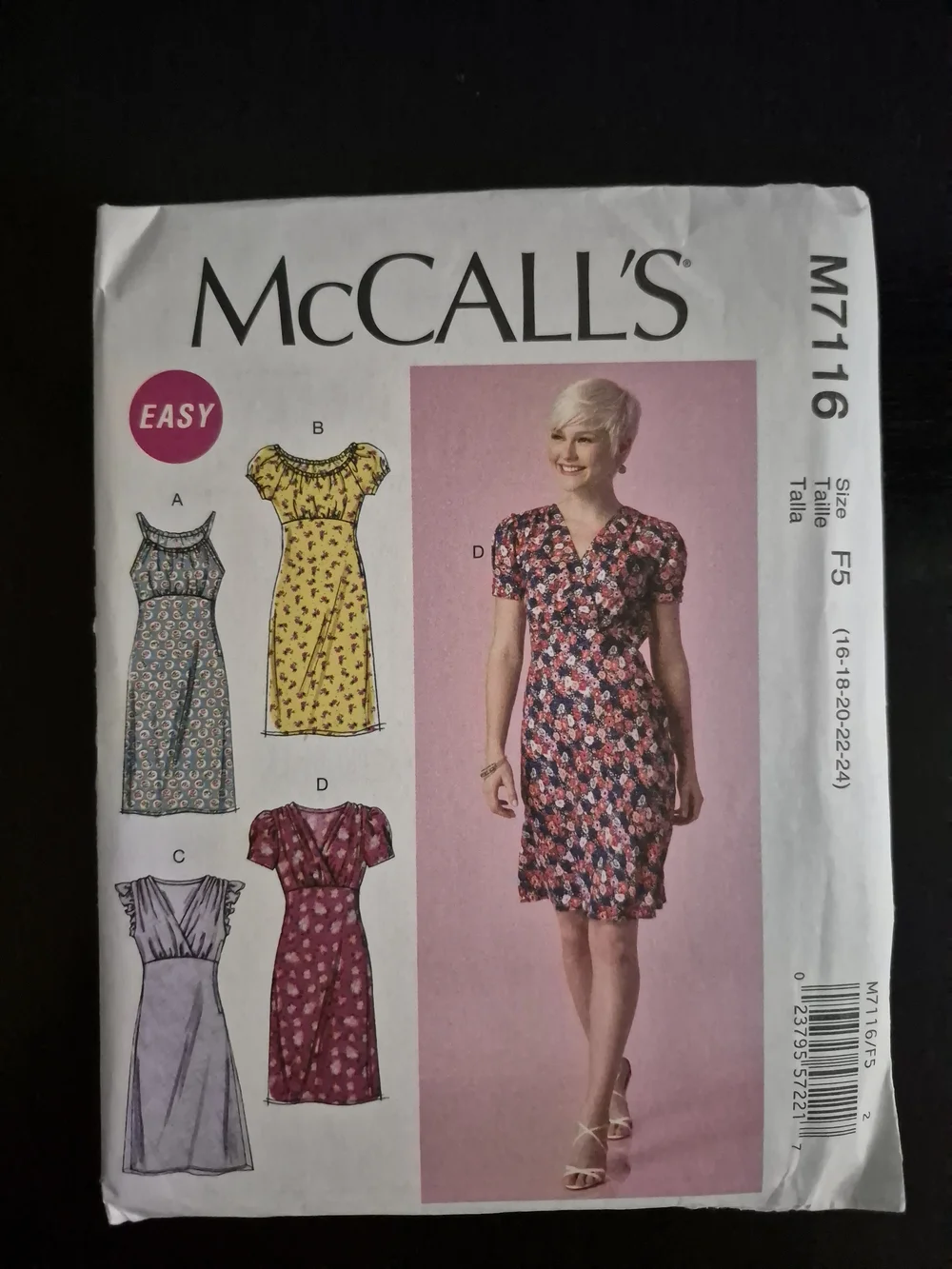 McCall's Pattern M7116 *UNCUT*